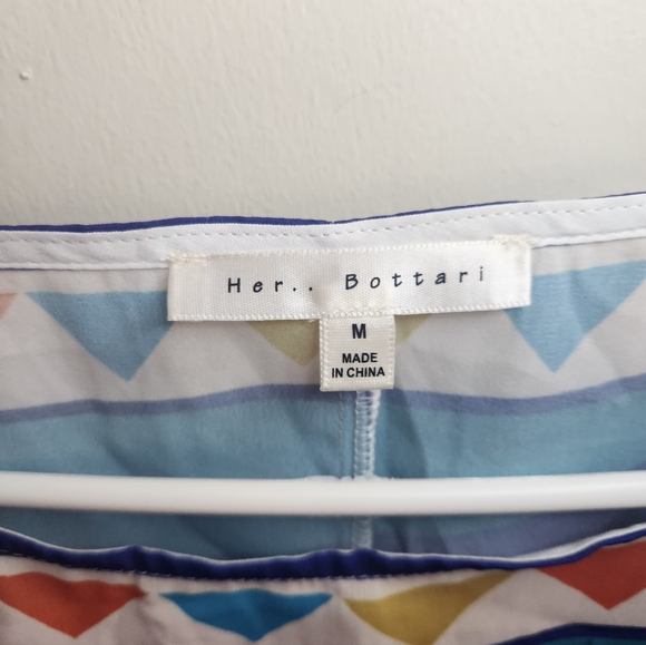 Women's Her Bottari Crop Top Sz Medium - Picture 5 of 7